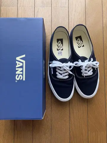 반스 오센틱 스니커즈