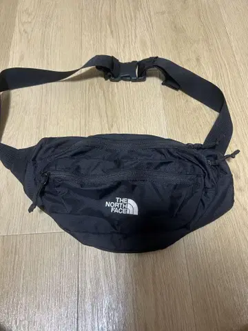 THE NORTH FACE 바디백 블랙