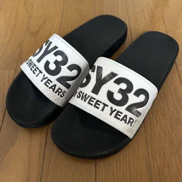 SY32 by SWEET YEARS 샌들 블랙/화이트