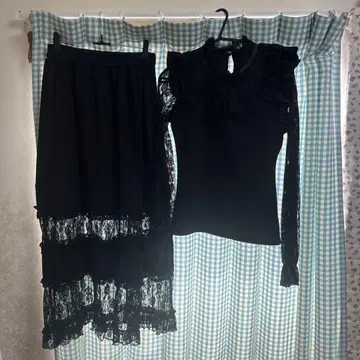 프린스 멜로디 마즈 블랙 프릴 레이스 셋업