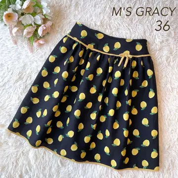 새상품급 M'S GRACY 사과 모티브 리본 스커트 블랙 36