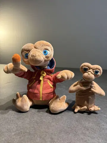 E.T. 봉제 인형 2개 세트