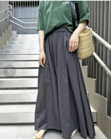 Spick & Span 린넨 혼방 개더 플레어 스커트