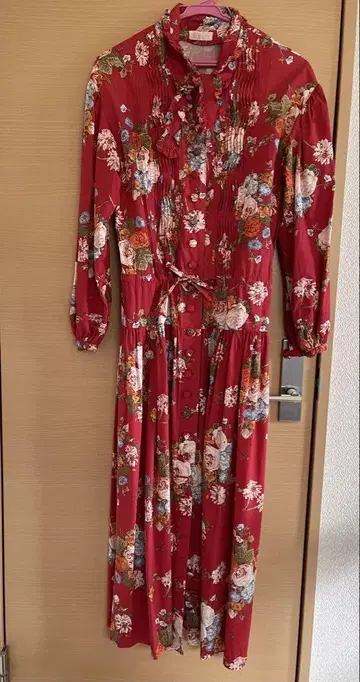 꽃무늬 프릴 롱 원피스 빨간색