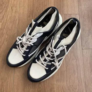 ZARA 자라 대비 러닝 스니커즈 로우 컷 40 블랙