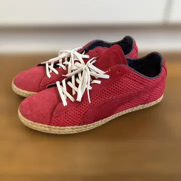 Puma 레드 스니커즈
