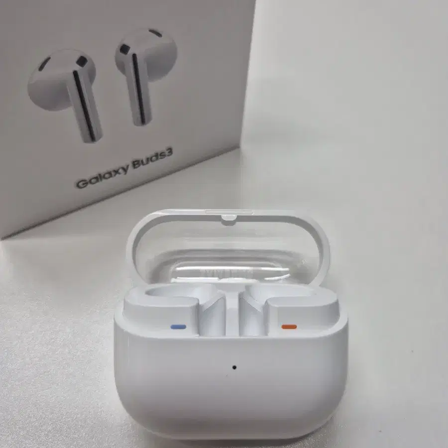 ⭐️新品未開封品⭐️Galaxy Buds 3 white SAMSUNG Galaxy Buds 3 AI True Wireless Bluetooth Earbuds
