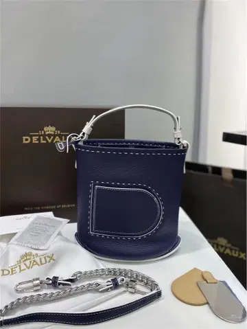 델보 델보 Pin 에클라 ECLAT Box Calf