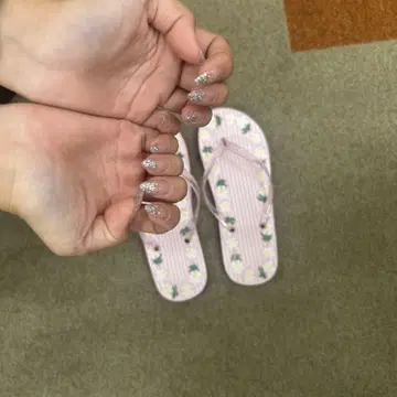 파인애플 패턴 핑크 비치 샌들