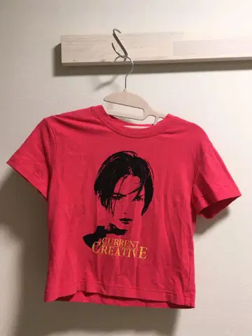 한국 커렌트 90S PRINTED CROP TEE 핑크