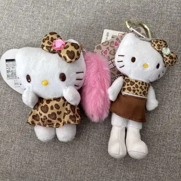 헬로키티 꼬리 달린 마스코트 키링 스타일업 키티 표범 무늬 2개