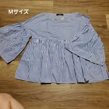 WEEKEND by Max Mara M 사이즈 스트라이프 블라우스