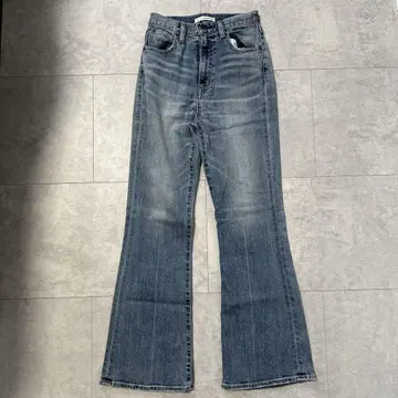 MOUSSY 부츠 컷 데님 라이트 블루 24