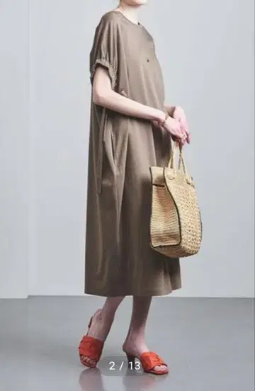 새상품급 UNITED ARROWS UBCC PONTE 개더 원피스 모카