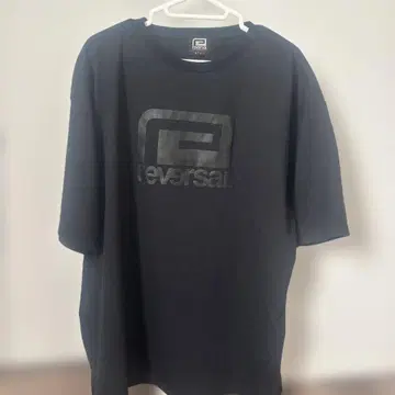 reversal 블랙 티셔츠 (XL)