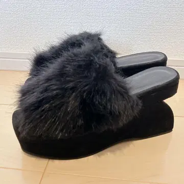 ENVYM 23.5cm 블랙 퍼 웨지 힐 샌들