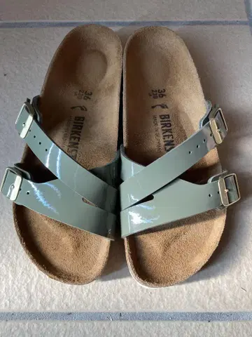 BIRKENSTOCK 그린 샌들 36