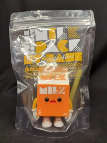 MUUKTOY 주스 박스 보이 MILK PACK 화이트/오렌지