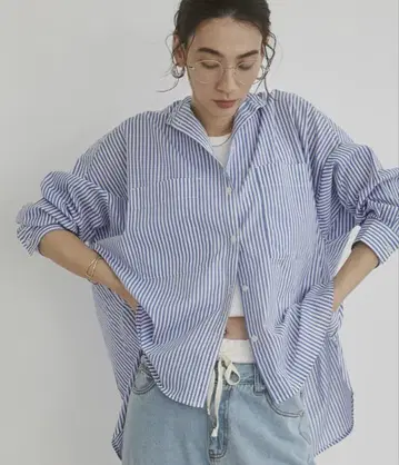 ANGIE 시어 오버 사이즈 밴드 카라 셔츠 / 스트라이프 블루