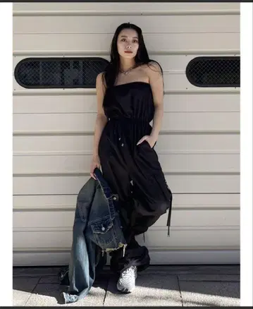 EVRIS 볼륨 개더 베어 올인원