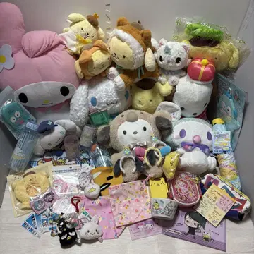 산리오 대량 봉제 인형 마스코트 굿즈 폼폼푸딩 우사하나