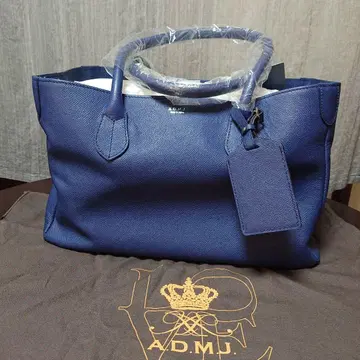A.D.M.J. 네이비 가죽 토트백