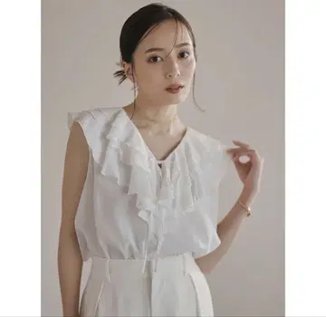 Anuance 2024년 완판템 프릴이 달린 린넨 슬리브리스 셔츠
