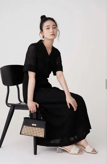 메쉬 레이스 칼라 넥 원피스