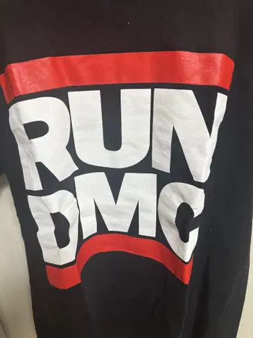 RUN DMC 티셔츠 블랙/화이트/레드