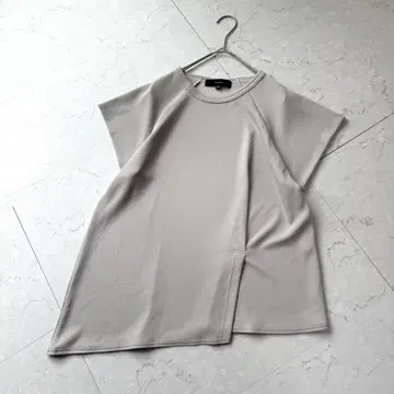 플로렌트 MATTE JERSEY TOPS 어시멘틀리 S 베이지