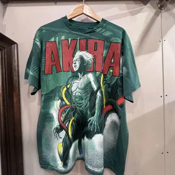 AKIRA 그래픽 티셔츠 빅 실루엣