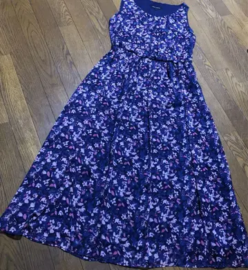 LAURA ASHLEY 꽃무늬 슬리브리스 원피스 11호