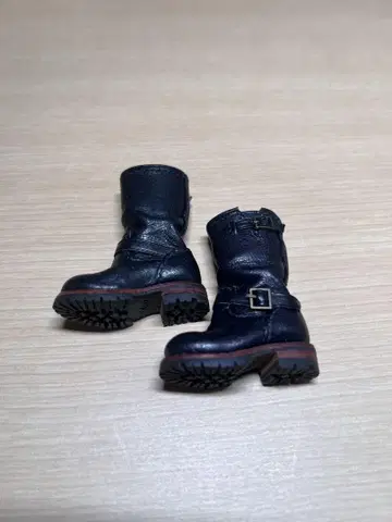 브라이스 신발 작가님