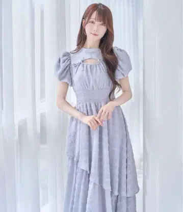 로제 뮤즈 자카드 체크 드레스