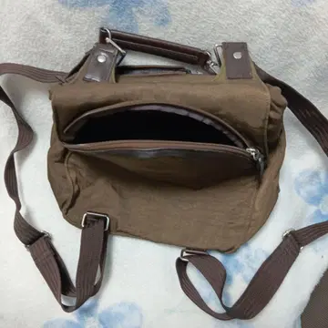 브라운 캔버스 백 팩