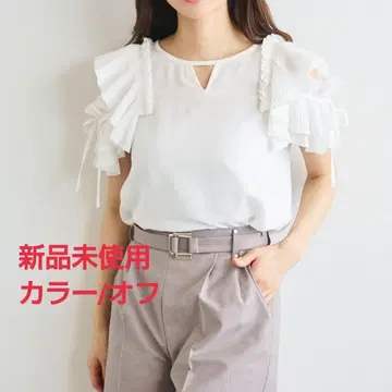 LILLIAN CARAT 플리츠 슬리브 블라우스