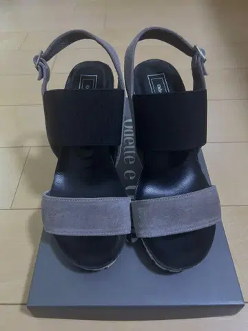 Odette e Odile 샌들 하이 힐, 그레이