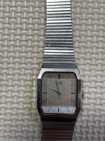 레어 작동품 SEIKO 쿼츠 스퀘어형 80년대 빈티지
