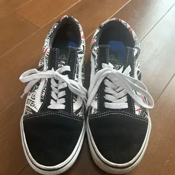 VANS 히스테릭 스니커즈