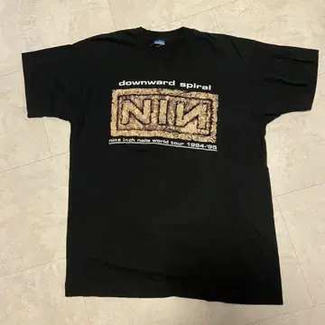 Nine Inch Nails 다운워드 스파이럴 빈티지 티셔츠