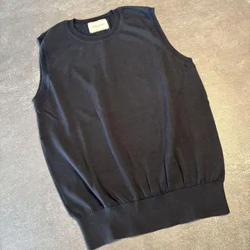 UNITED ARROWS 블랙 니트 베스트