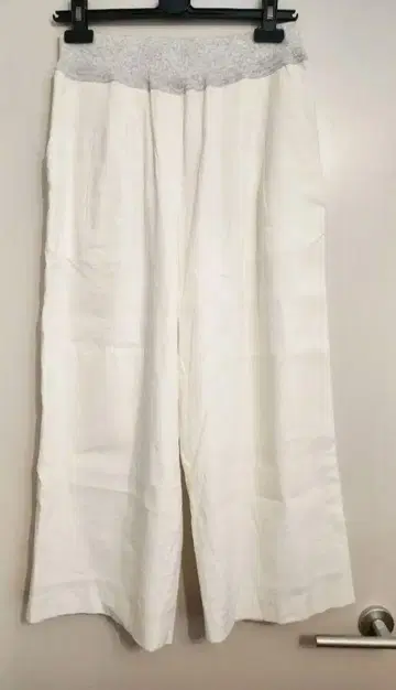 blancvert 화이트 팬츠