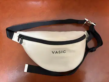 DAY-TO FANNY PACK, 실크