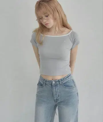ANDMARY 케이트 슬릿 톱