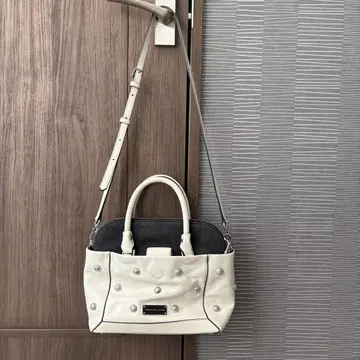 MARC byMARCJACOBS 마크제이콥스 스터드 2way 백