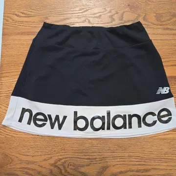 New Balance 여성용 스커트 블랙
