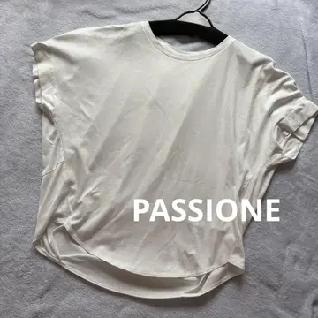 PASSIONE 파시오네 반팔 티셔츠 절개 화이트 38