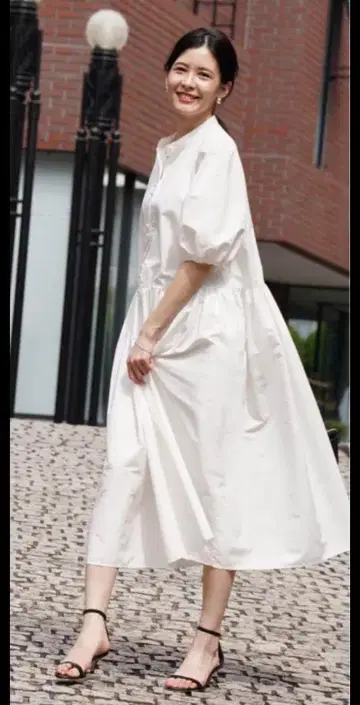 VIRINA 키키 하프 슬리브 드레스