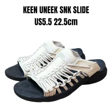 새상품급 KEEN 킨 유니크 스니크 슬라이드 22.5cm