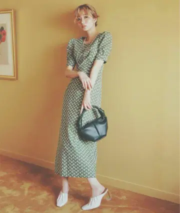 자수 I 라인 원피스 COCODEAL